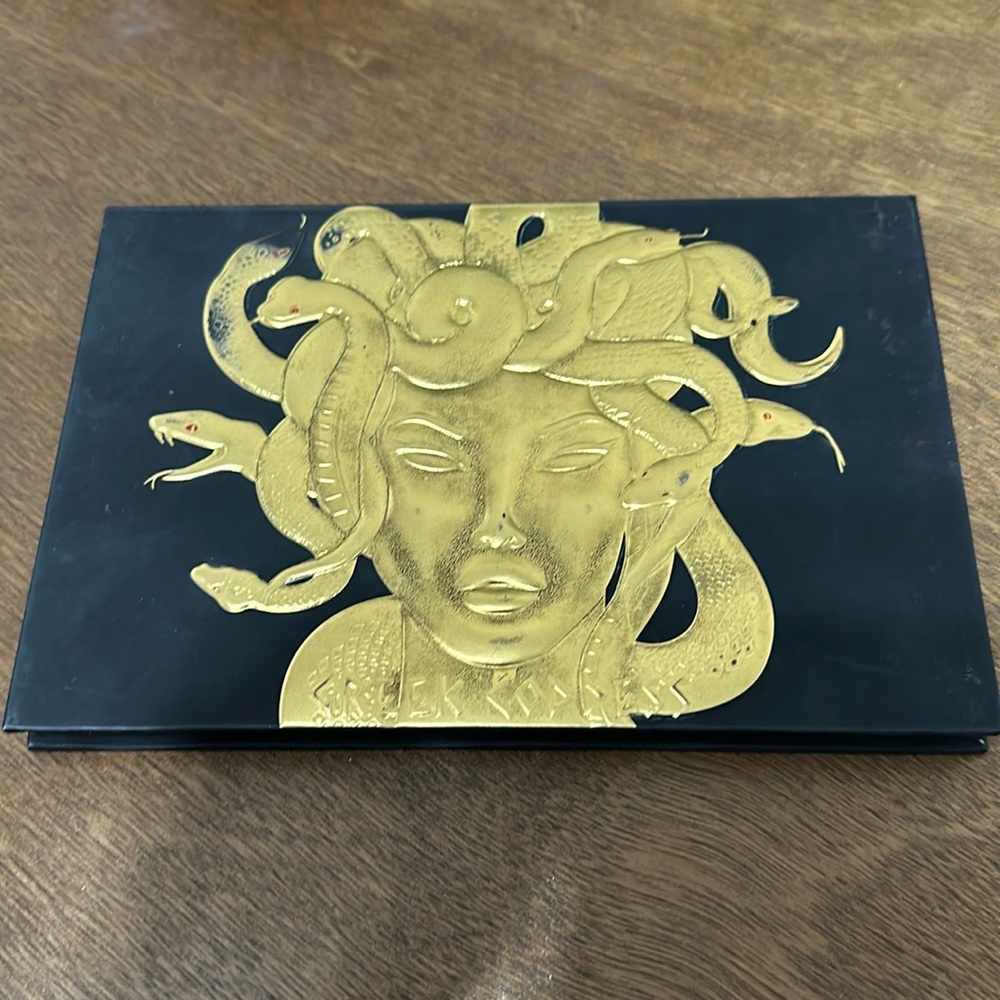 Lunar Beauty Greek Goddess Eye Shadow